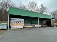 459 同種の材料を奥行方向に保管する為の倉庫 A社