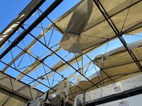 463 経年劣化と強風によって破損したテント上屋のシート生地張り替え A社