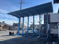 465 雨や日光を防ぐ一時保管用の長尺用屋根付きバーラック A社