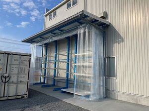 498 リフォーム・改装用資材・道具を屋外保管するための屋根付きバーラック A社